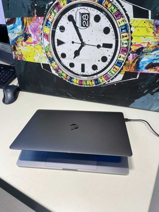 Apple MacBook Pro A1990 – 15.4" / i7 є 6 шт