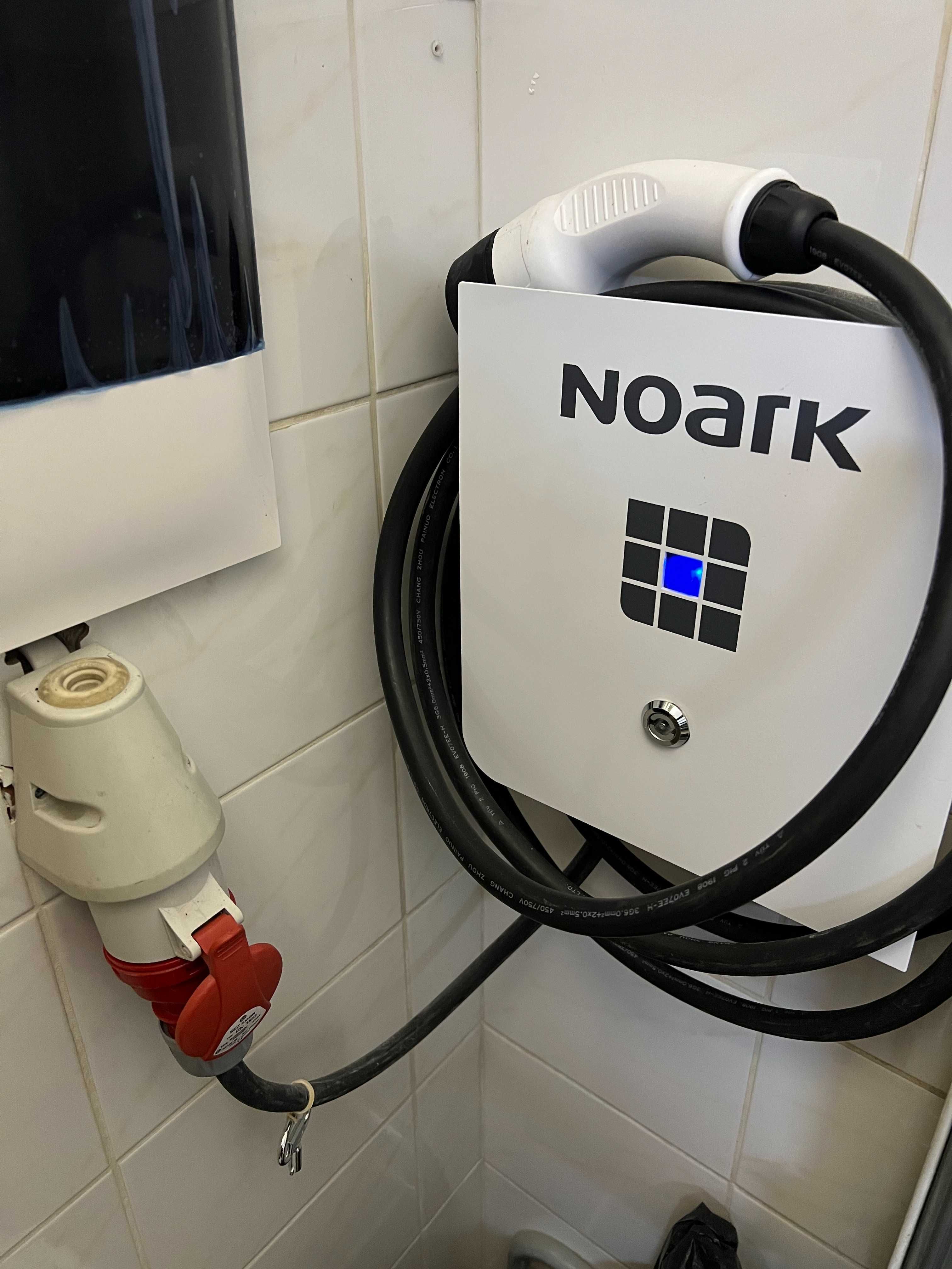 Ładowarka ścienna (WallBox) do Hybryd plugin, firmy NOARK