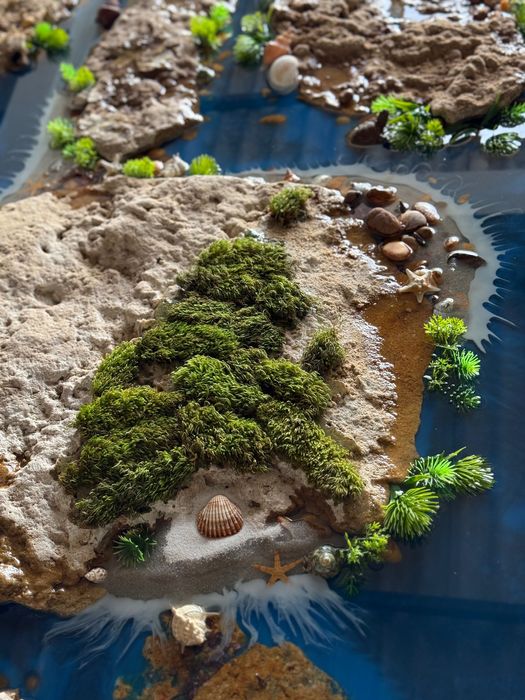 Mesa em Resina com decoração de mar