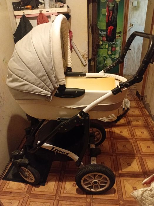 Продам коляска " LOREX"  трансформер 2 в 1