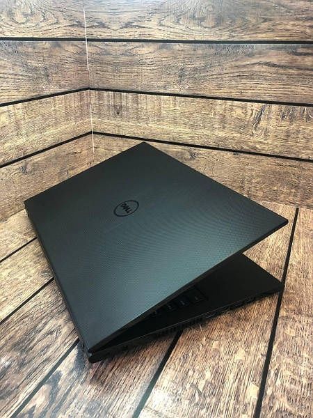 Ноутбук Dell в отличном состоянии