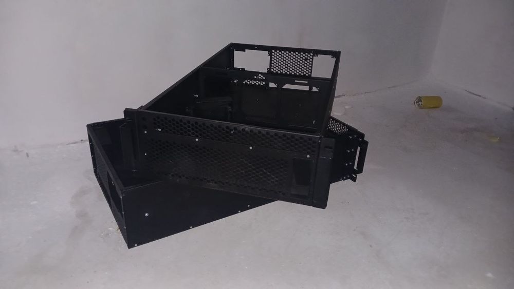 Корпуса для майнинга