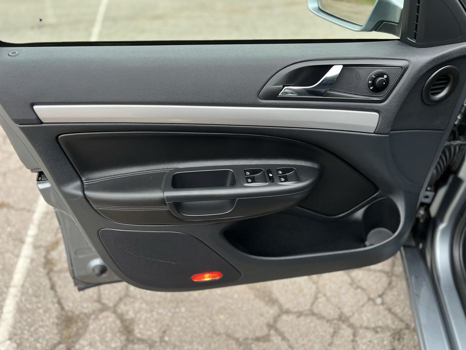 Продам Skoda Octavia A5 2.0 AKПП