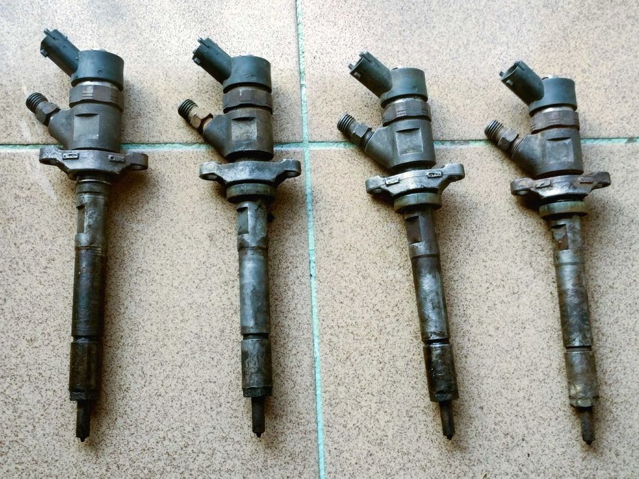 Wtryskiwacze Bosch 4 szt.  044.511.02.59
