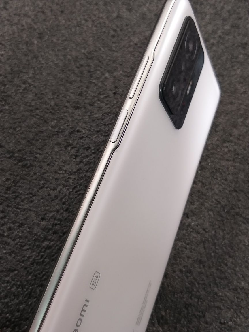 Xiaomi 11 Т  (Redmi 8+4/128Gb)