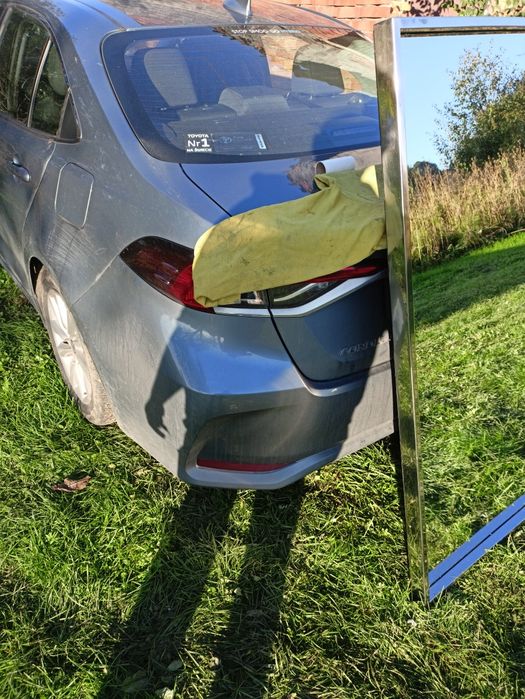 Sprzedam lustro sklepowe solidne  z nierdzewki