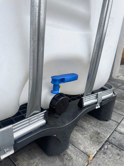 Zbiorniki ibc, paletopojemniki na wodę pitną nowe 1000L, 600L, 300L