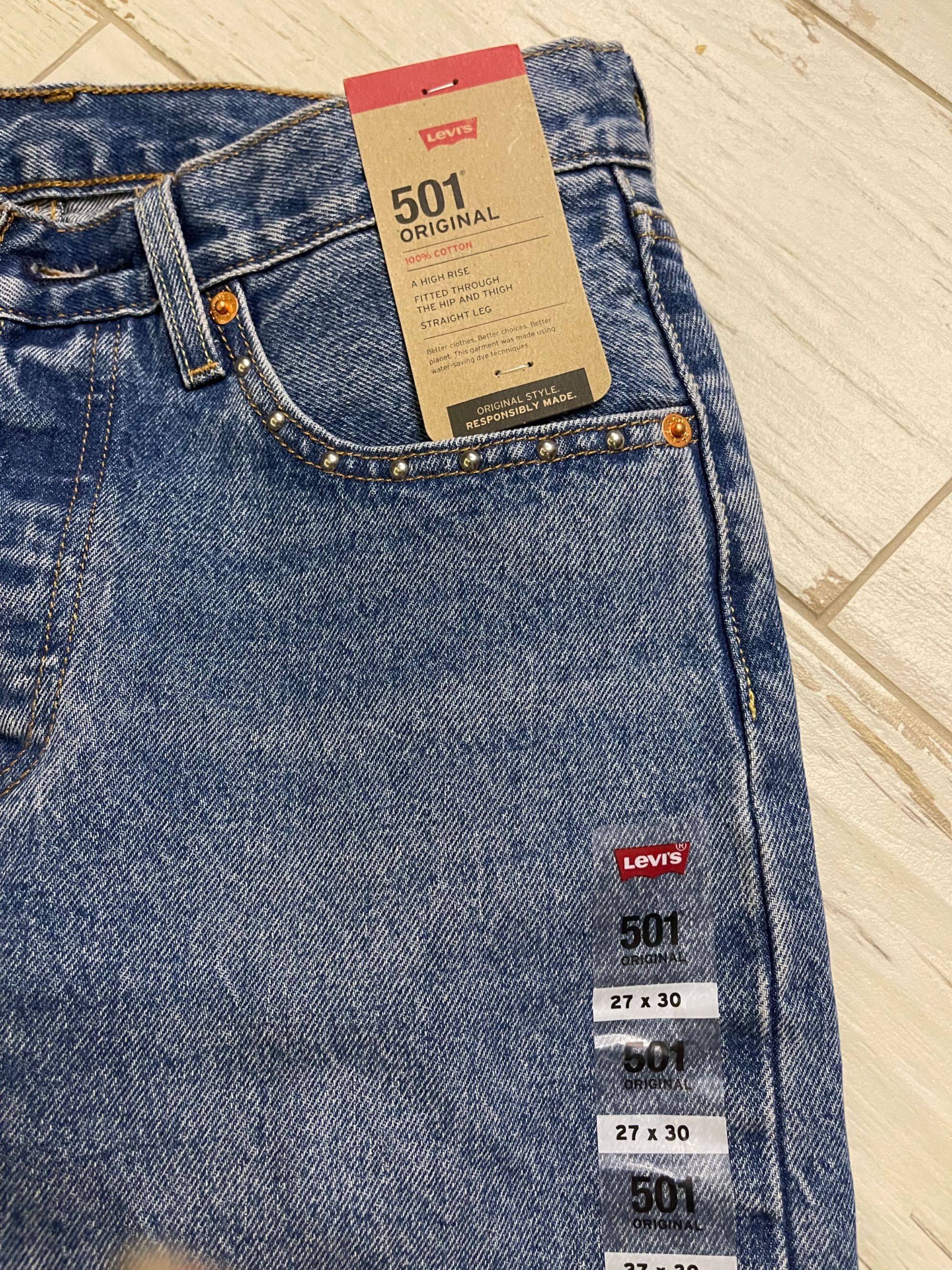 Levi’s джинсы модель 501 размер 27 прямые на пуговицах