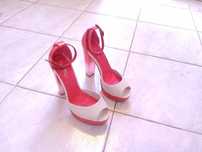 Sapatos Senhora com Salto Alto - Novos