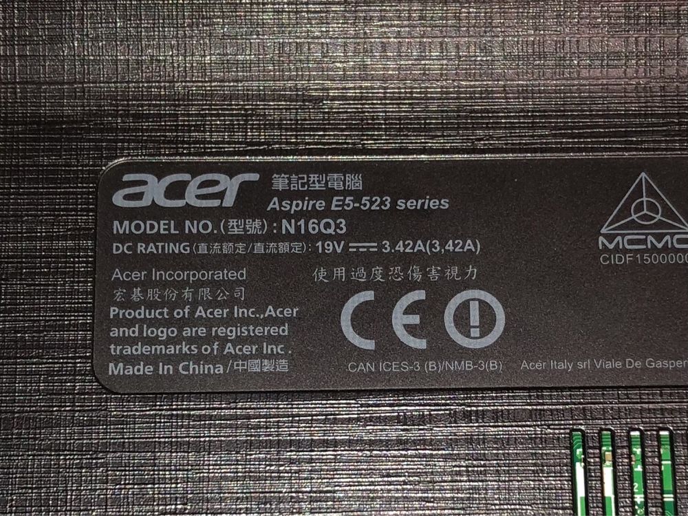Ecrã Acer aspire E5-523 series
