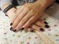 Faço unhas gel e manutenção