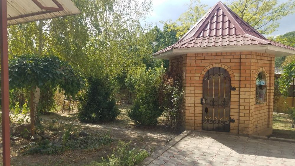 Продам Дом двухэтажный возле стадиона. Измаил