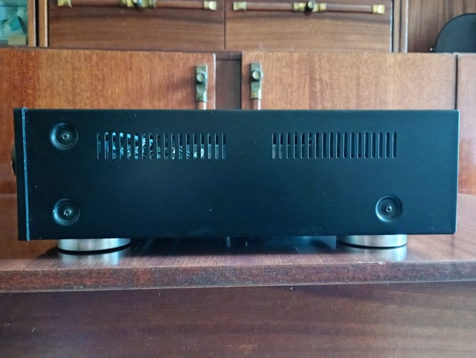 Продам усилитель marantz pm 5004