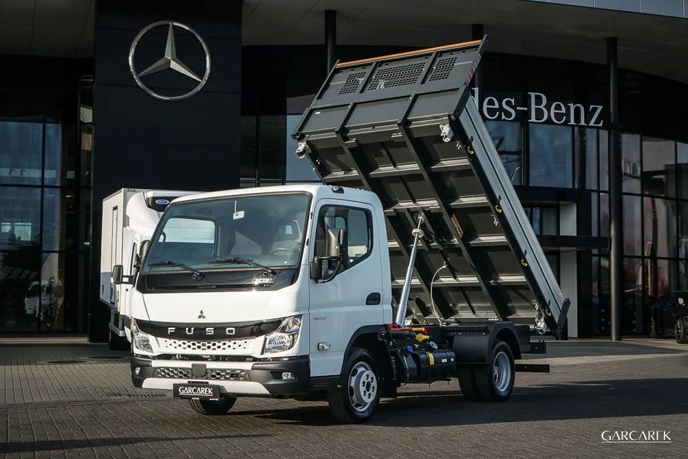 Mitsubishi FUSO CANTER 3C15 szeroka kabina WYWROTKA 3 STRONNA