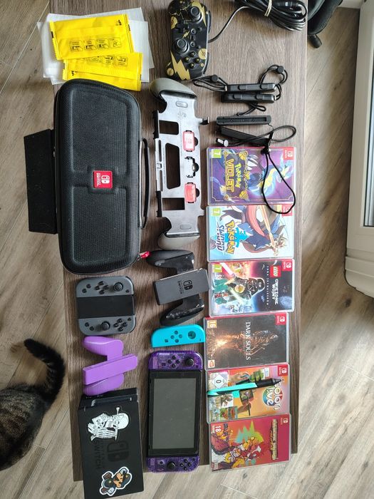 Konsola Nintendo Switch + gry i akcesoria