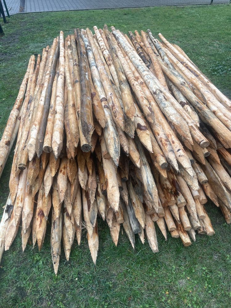 Kołki drewniane sosnowe strugane 3m