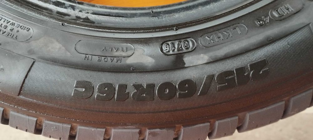 Продам б/у Шини 215/55 R16 Michelin Agilis 51