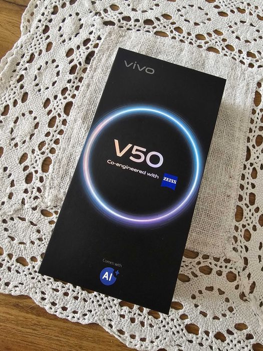 Telefon Vivo V50