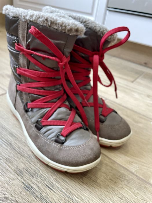 Чоботи зимові (сапоги,ботинки)