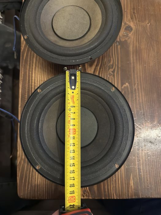 Низькочастотні динаміки