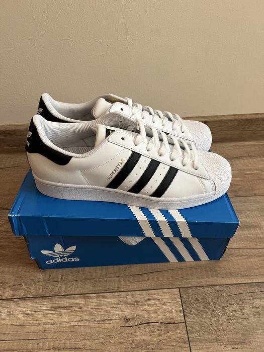 Adidas Superstar