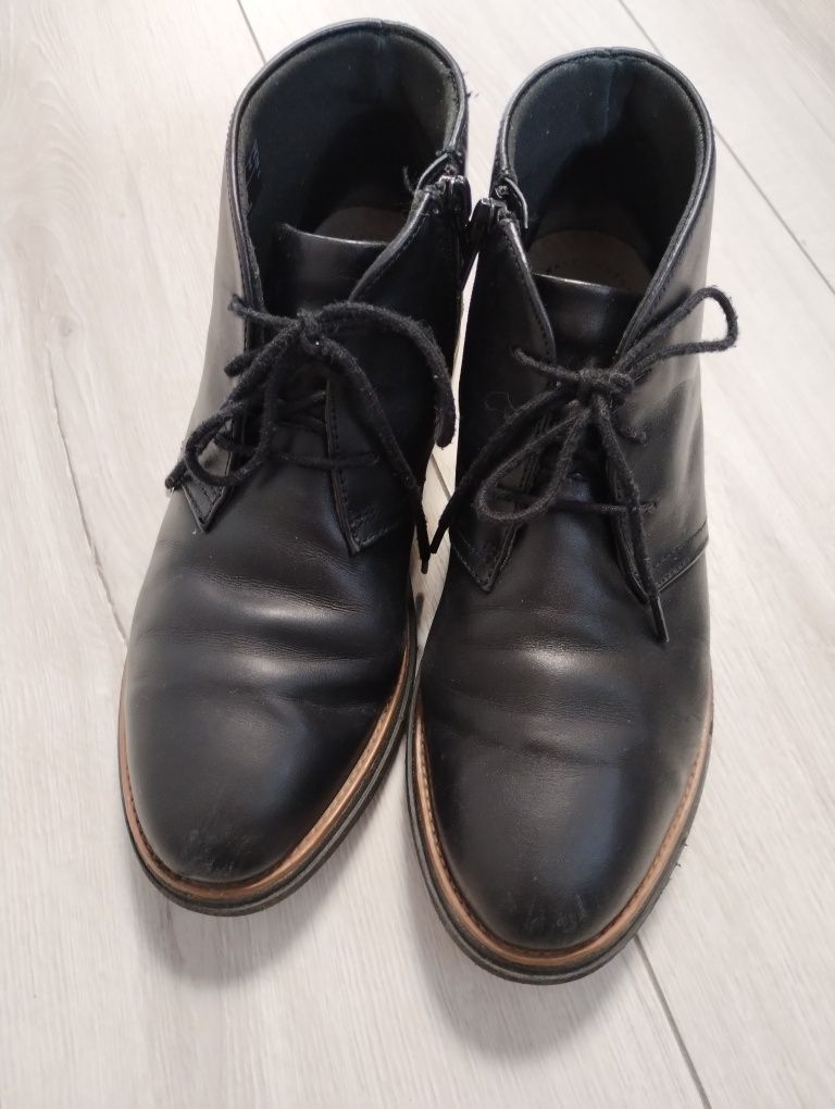 Весняні шкіряні черевички Clarks 39р (25 см). Напівчеревики. Ботинки
