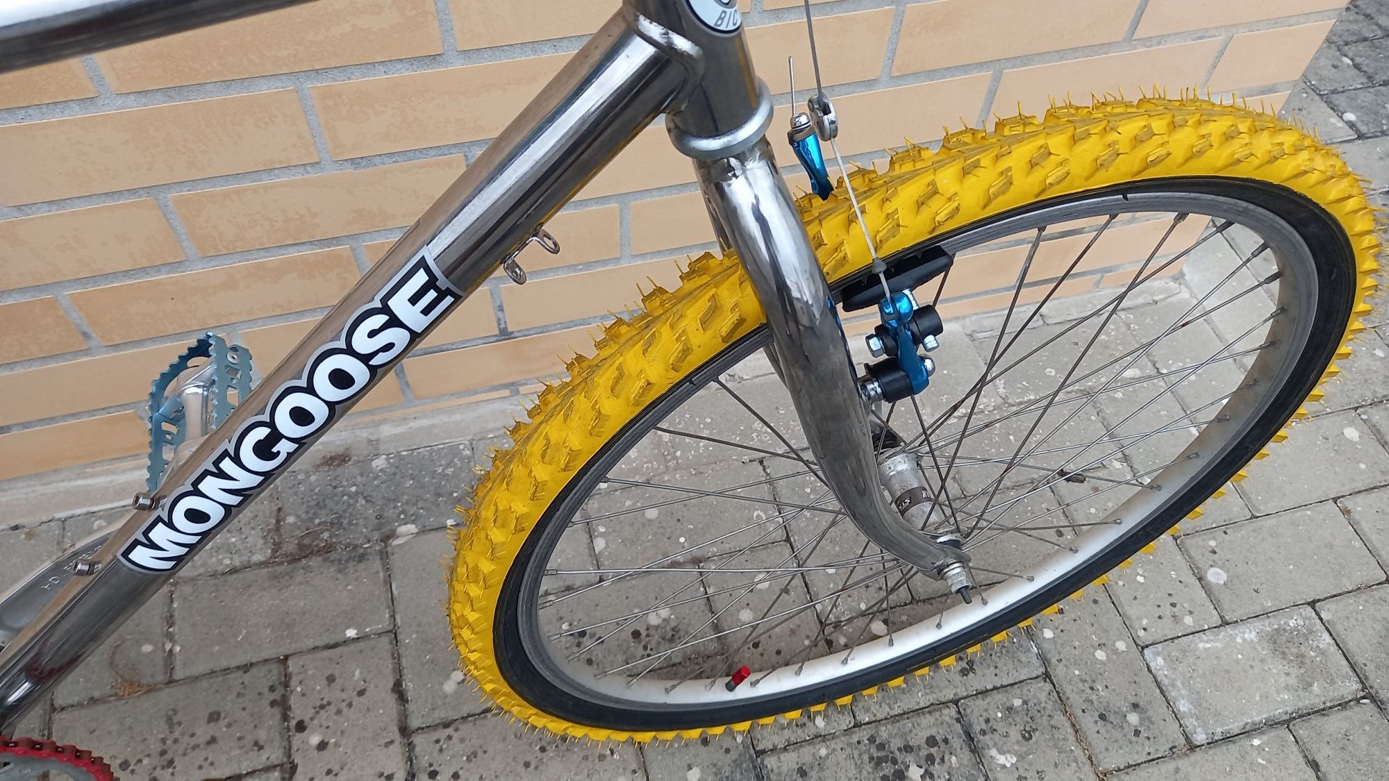 Bicicleta cromada roda 26