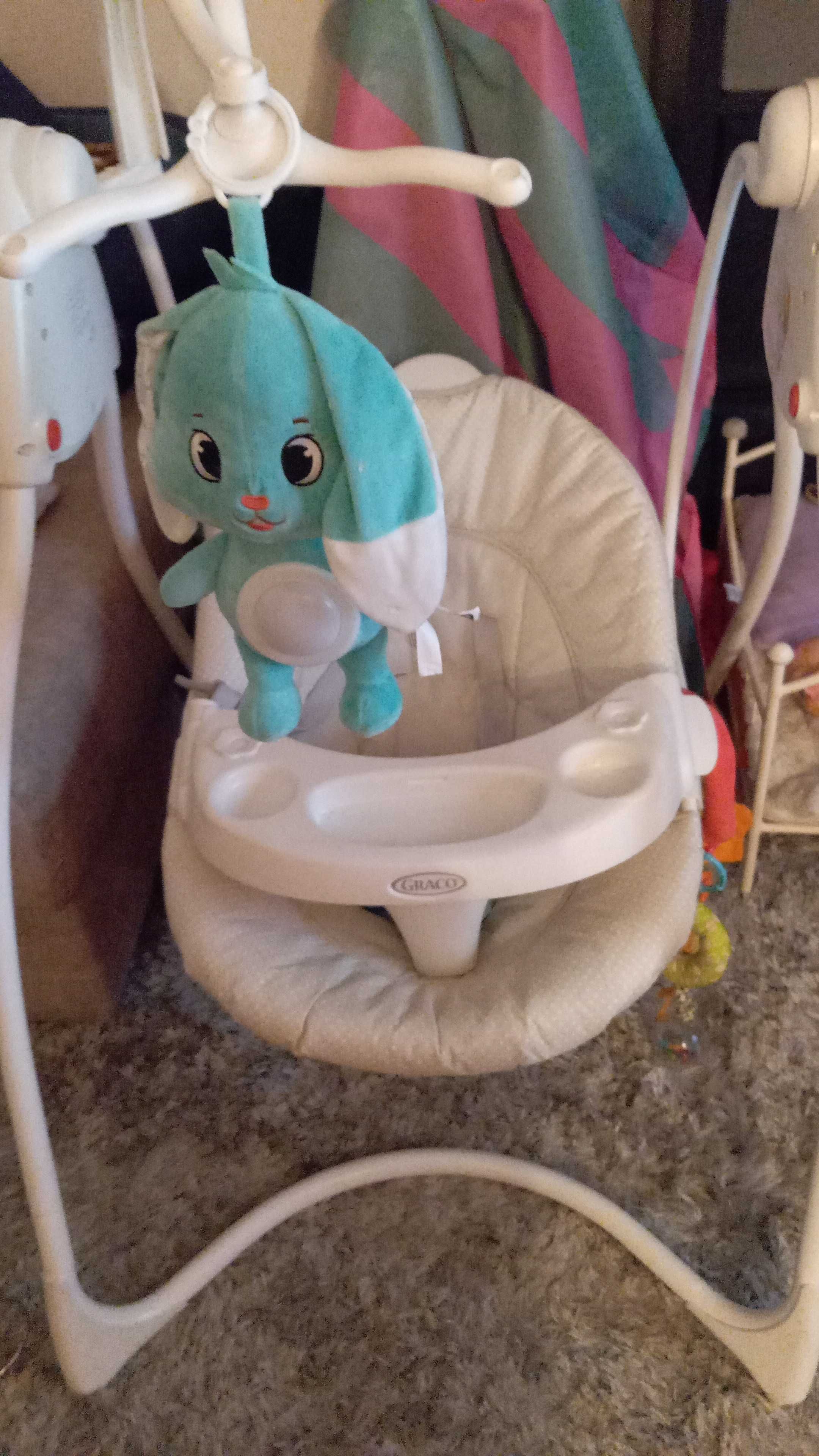 Baloiço bebé elétrico