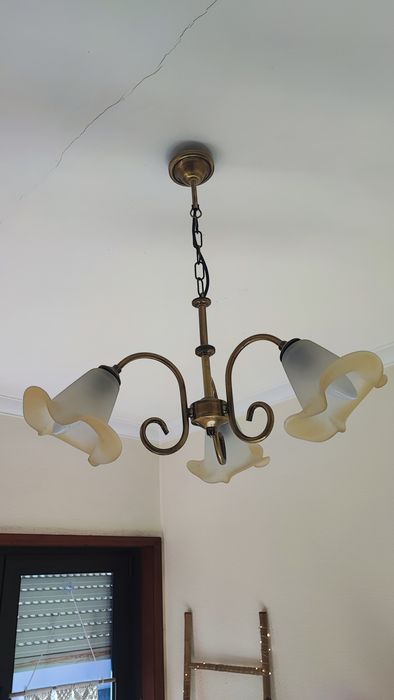 Candeeiro lindíssimo de tecto de antigamente extrema qualidade