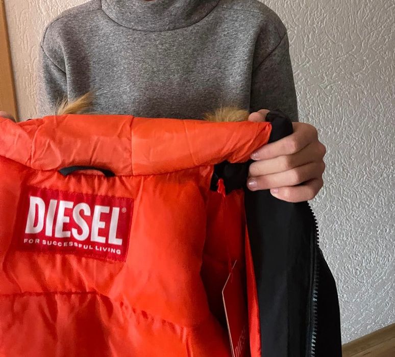 Стильна зимова куртка, курточка  Diesel для хлопчика-підлітка.