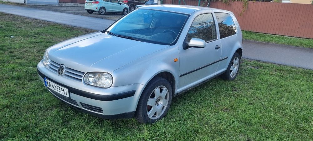 Продам Golf4 1.4