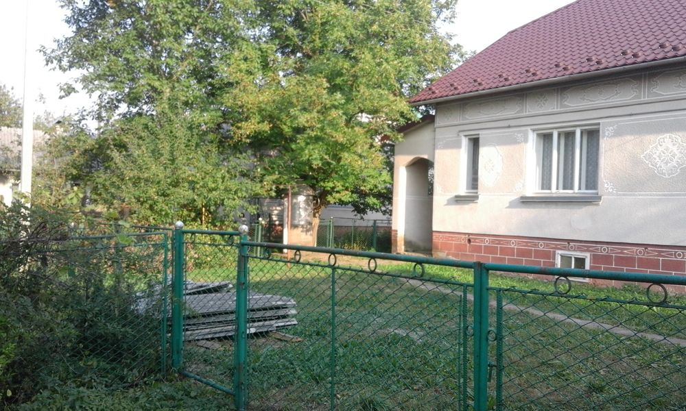 Продаж  Будинка.