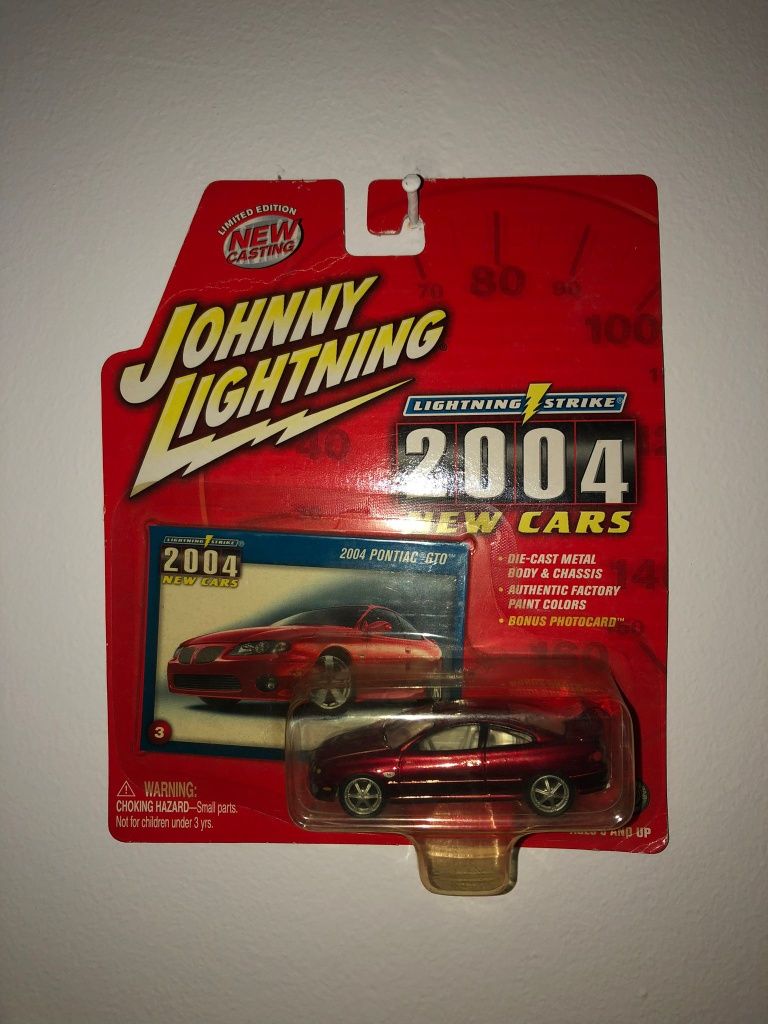 Pontiac GTO Johnny Lightning 1/64