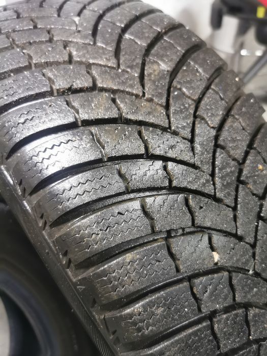 205/55R16 sprzedam 2szt opon zimowych w cenie 177zll Bridgestone
