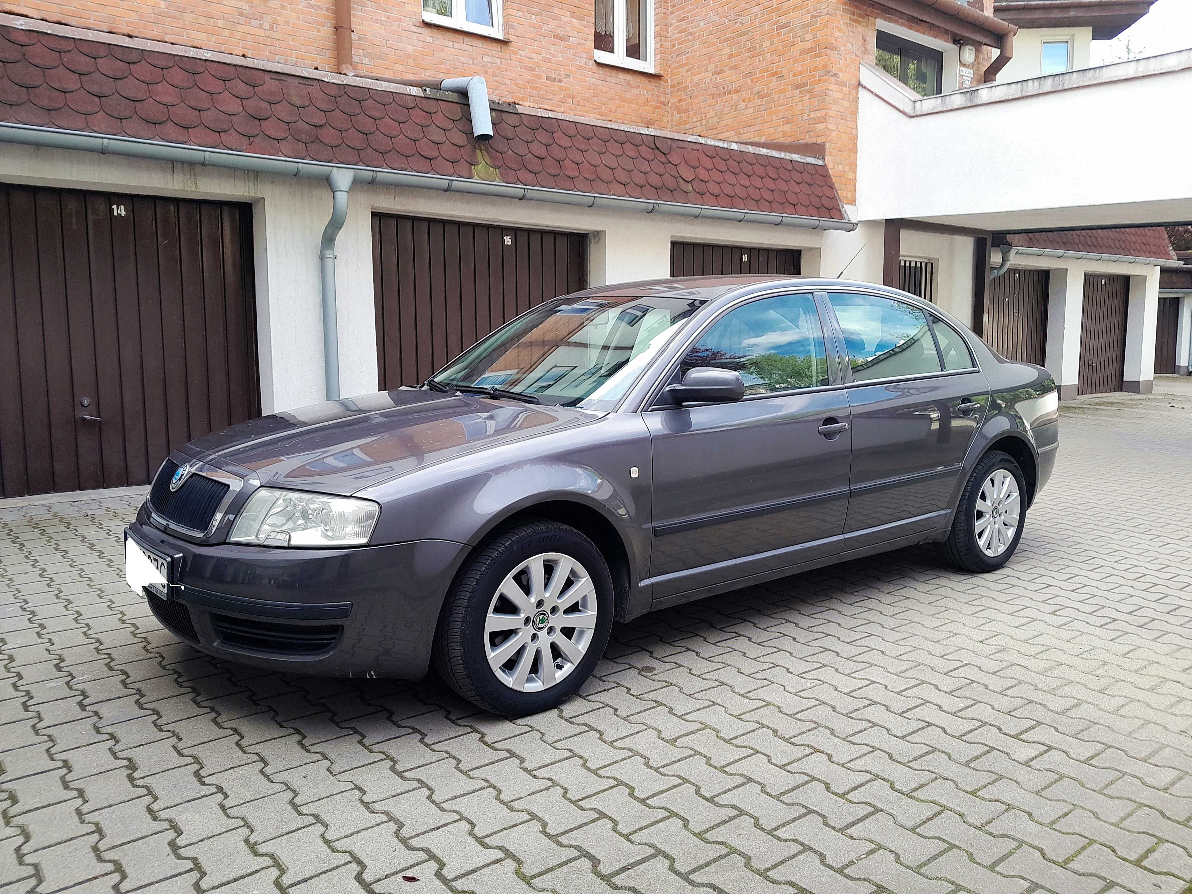 Skoda Superb 2002 Rok 2.0 Benzyna