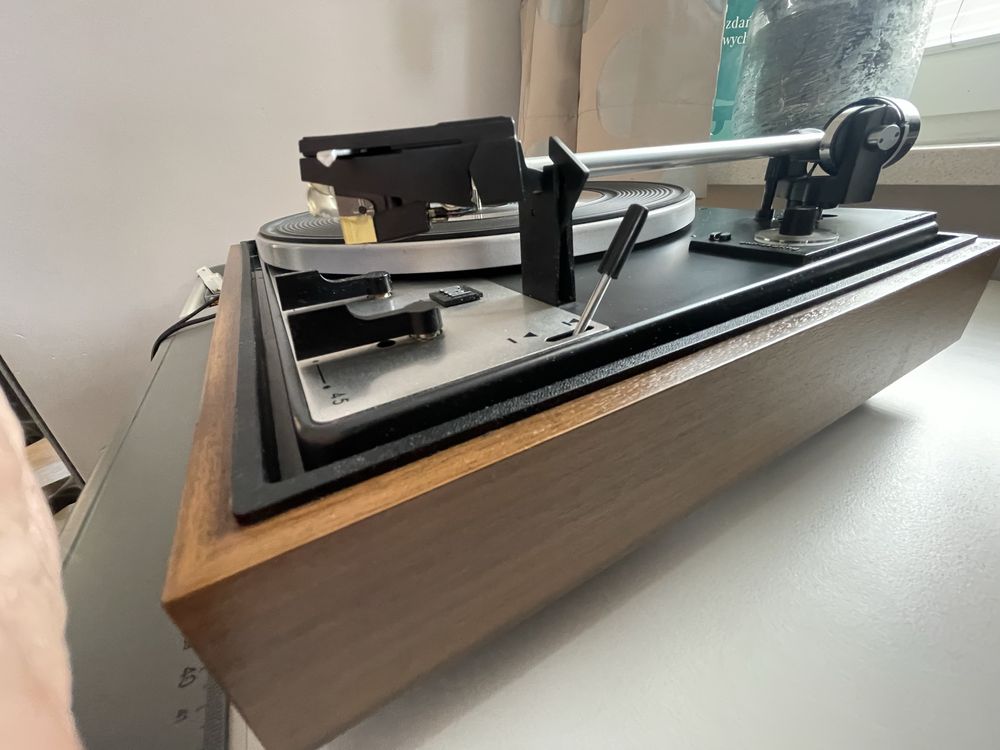 Gramofon dual 1224
