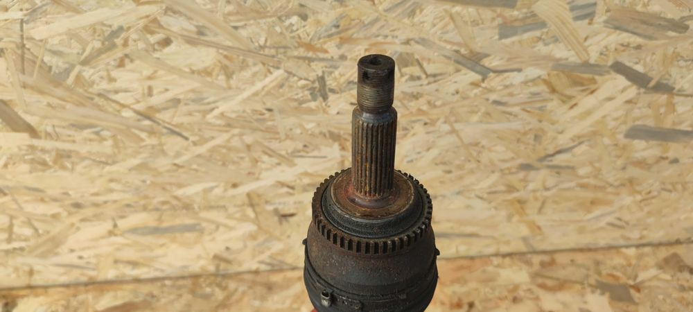 KIA Ceed I 1.6 CRDI Półoś Lewa Króka Lewy Przód LP