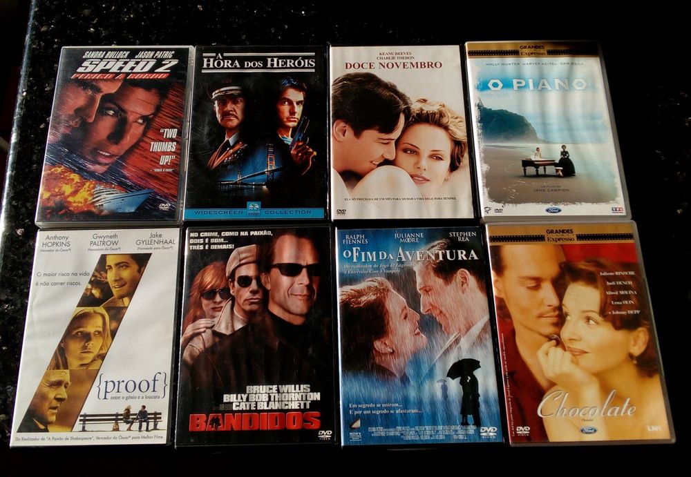 Na compra de 4 ofereço mais 1- Dvds em óptimo estado