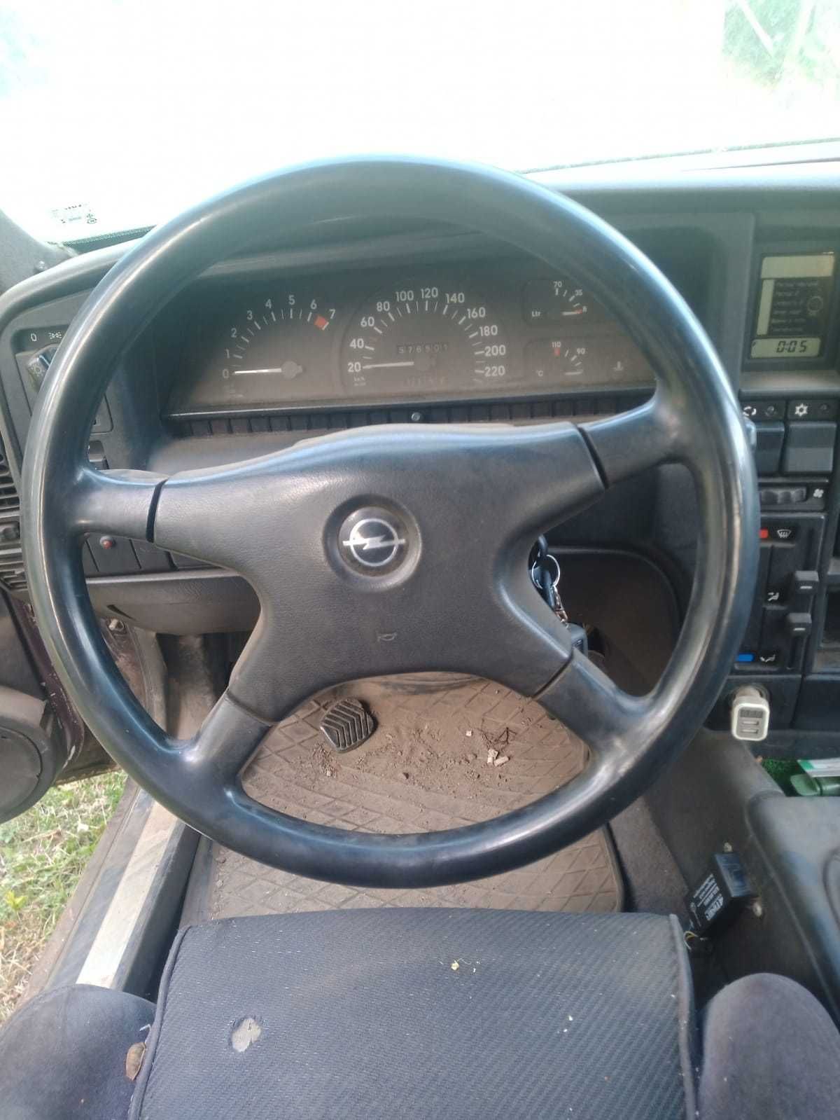 OPEL omega a. Опель омега а