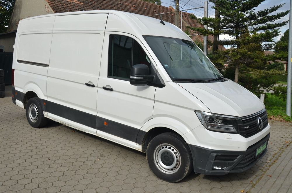 Volkswagen crafter  lampy led , line asist ,,klima itd