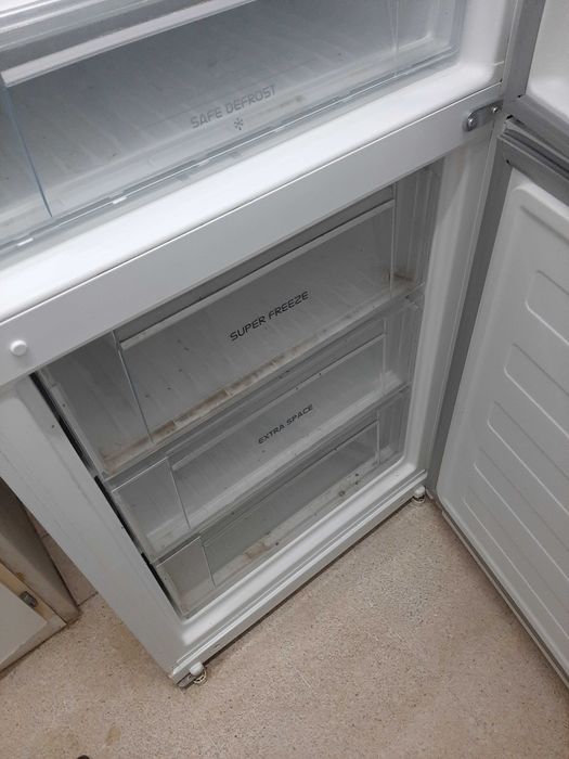 Frigorífico Ariston Hotpoint HA70BE 72X No Frost