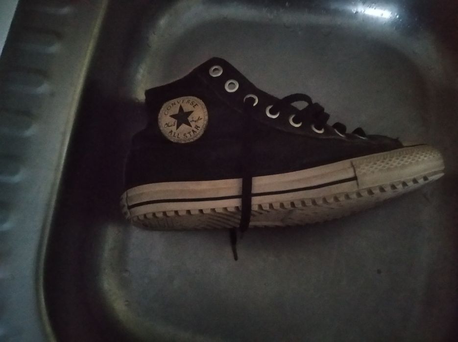 Взуття високі кеди