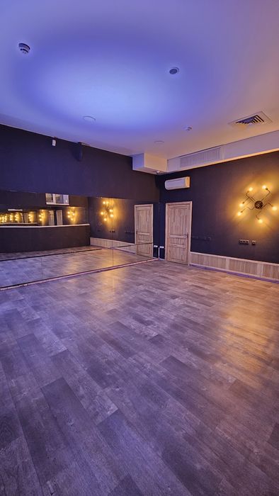 Погодинна ОРЕНДА ЗАЛІВ метро Звіринецька, Дружби Народів танці йога