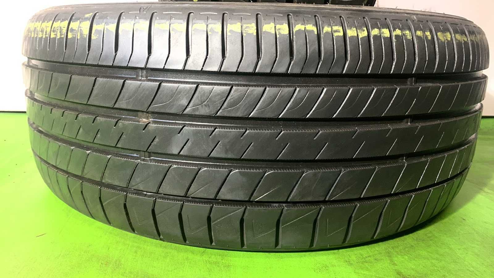 235/45/18 Dunlop SP Sport LM705