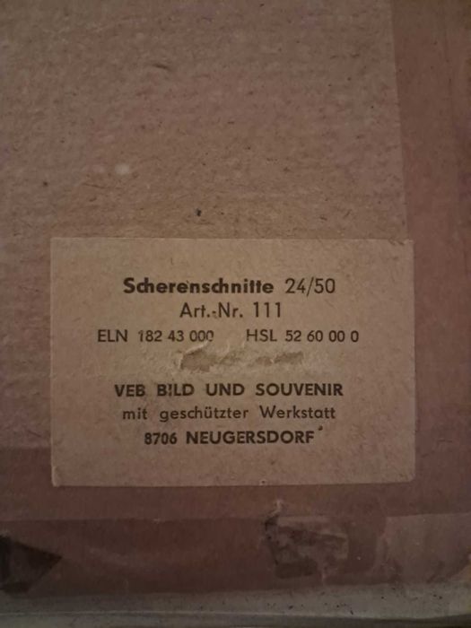 Wycinanka Scherenschnitte „Pasewalk” 24/50, NRD, w drewnianejj ramie