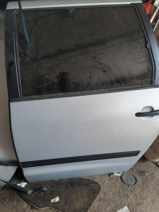 Volkswagen sharan mk1 lift drzwi tył lewe srebne lb7z