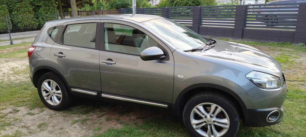 Nissana qashqai 1.6 benzyna  lift sprowadzony opłacony