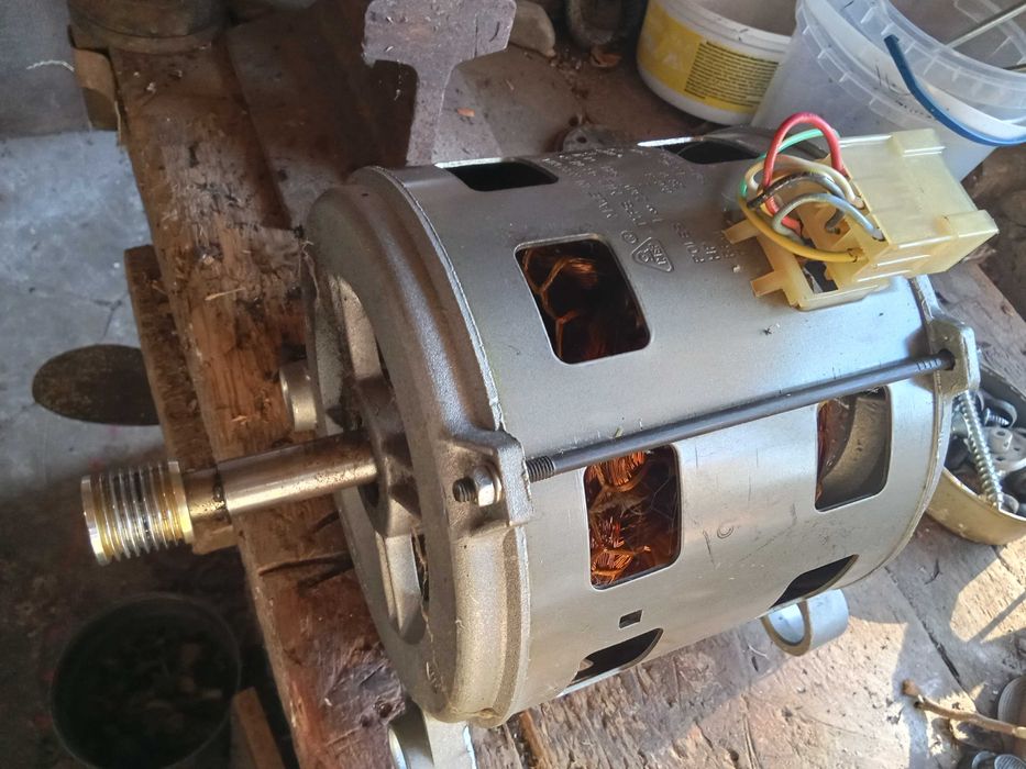 Двигун до пральної машинки BEKO WN 6004 NS