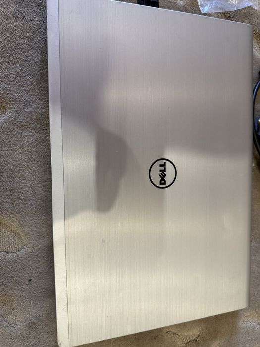 Ноутбук Dell Inspiron 17-5748