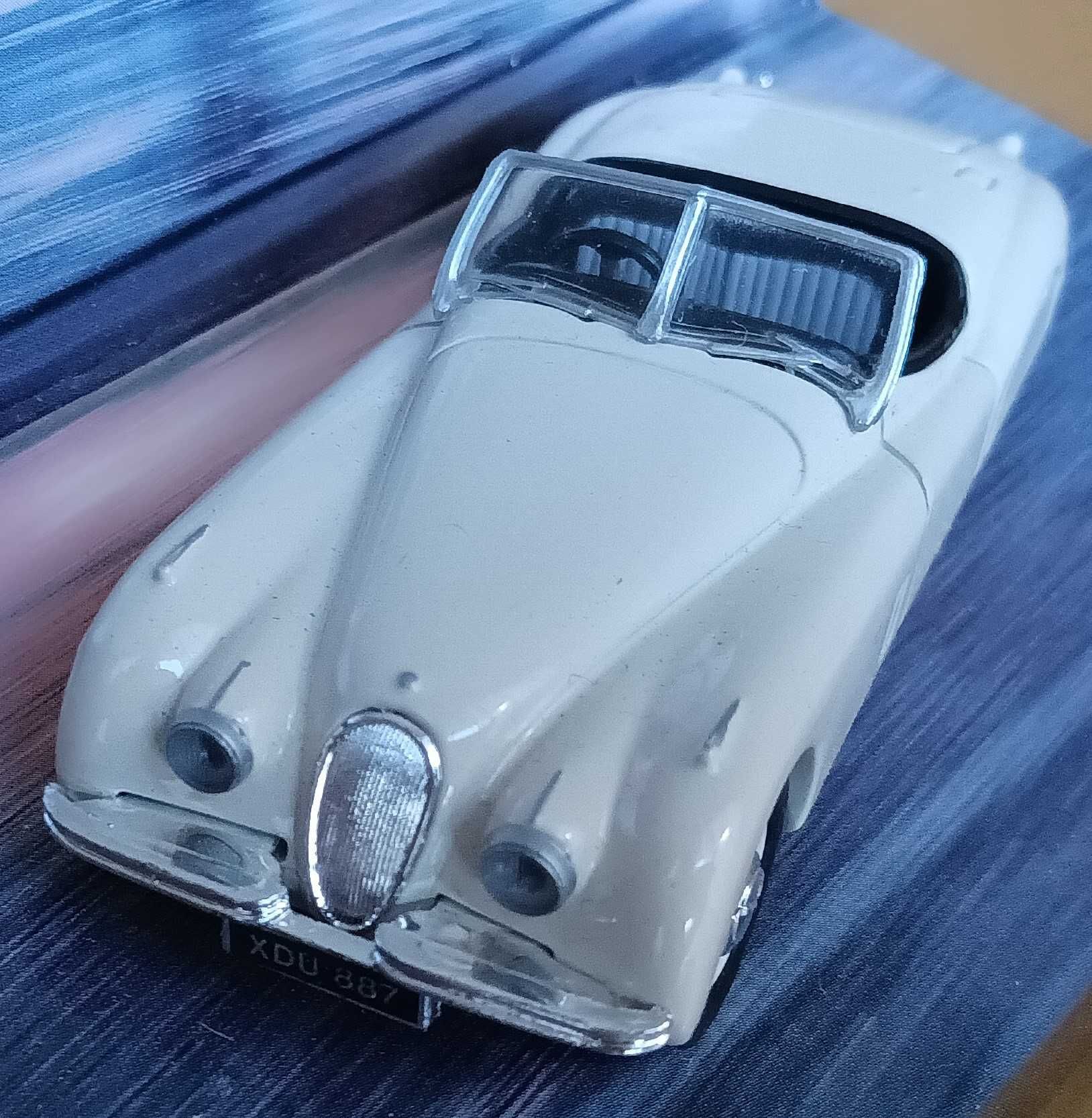 Jaguar XK120 Open Top Ref # 96040 Corgi